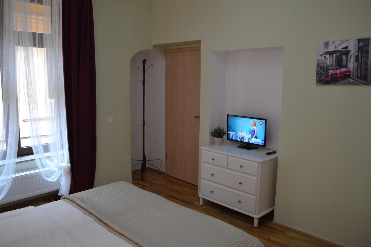 Casa Krone - Piata Sfatului Brasov Luaran gambar